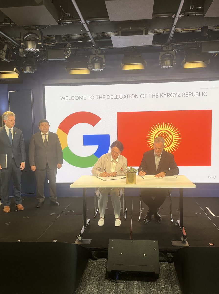 googlepubpolicy's tweet photo. We were proud to host Prime Minister Akylbek Japarov and to support Kyrgyzstan’s education system by providing Google Chrome Books and access to Google Classroom. We know these resources will help their students attain digital skills to prepare them for the digital world. https://t.co/vIobSelyAG