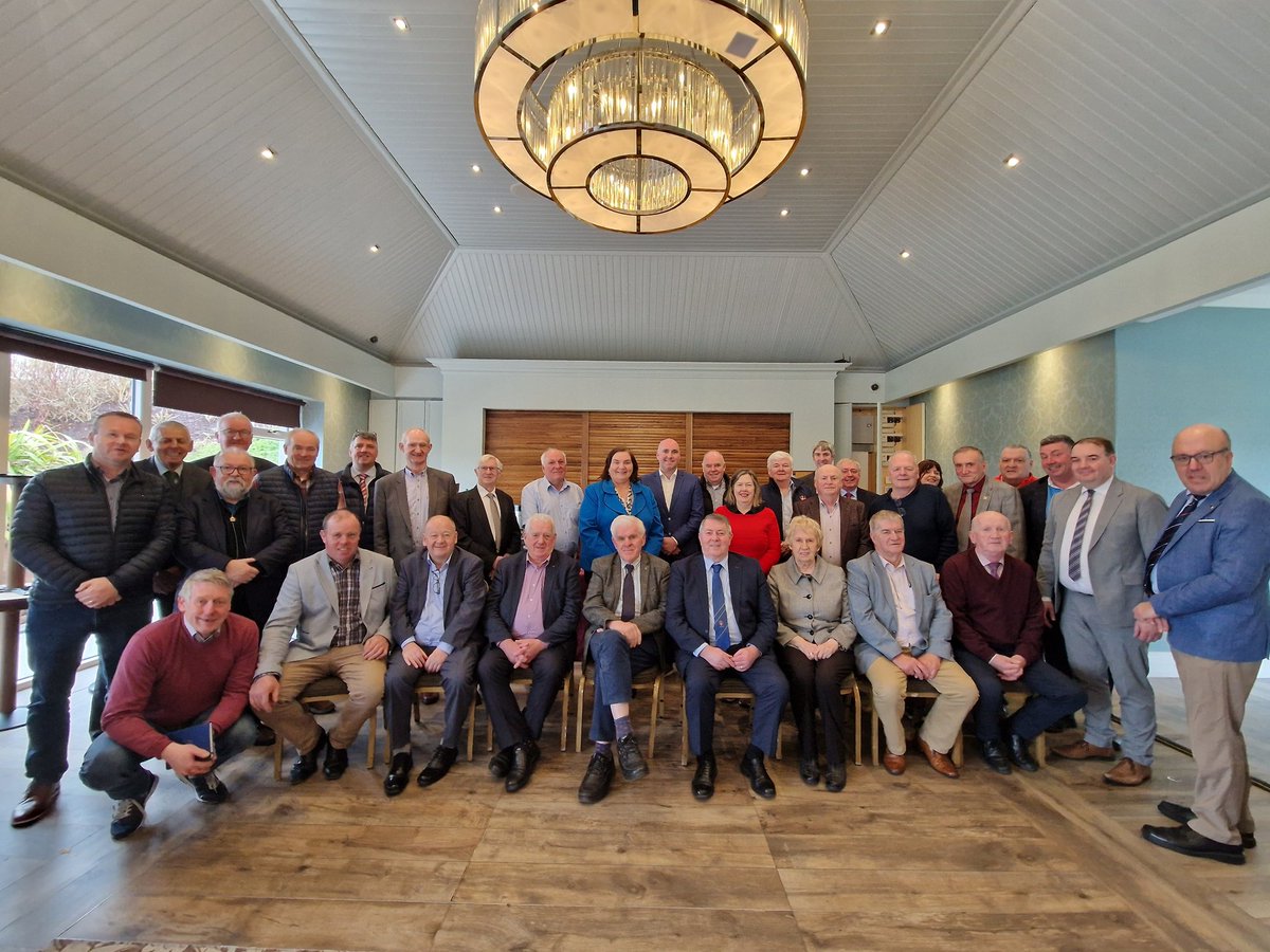 Group shot from our final #AILG Plenary Council Meeting today in Cavan before the #2024LE. A pleasure to have worked with our delegates over the past five year council term, a lot of great work accomplished on behalf of our membership. #Councillors