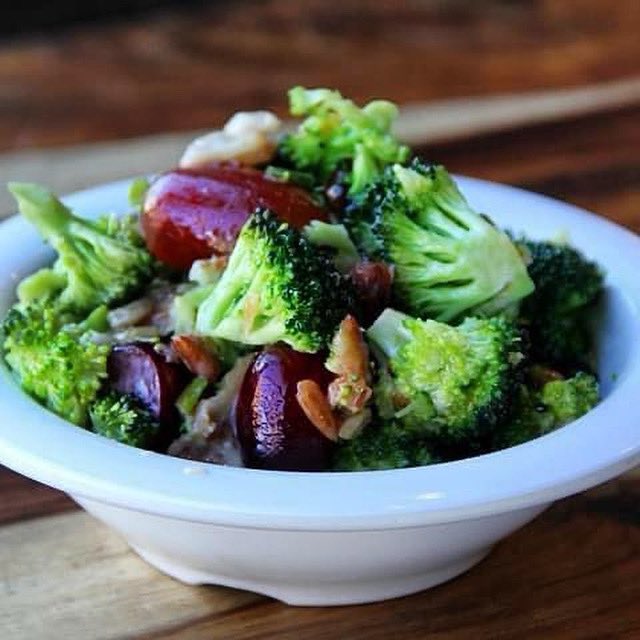 Add our Broccoli Salad to your day. - Delicious! 👉 Broccoli Salad, Chicken Salad, Fruit, Orange Rolls, Tea, Lemonade, and more are all available in our Grab and Go Take Home Tubs! #urbancookhouse #eatfresh #buylocaleaturban #UC