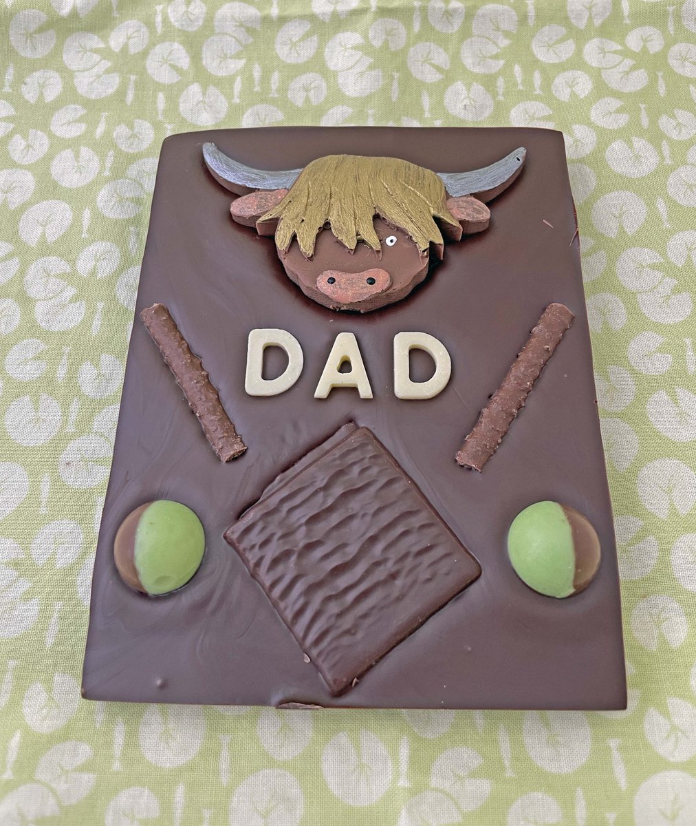 Another bespoke personalised slab headed out of the kitchen this week:  a lovely minty Highland Coo dark chocolate slab.  
lilypadbakery.co.uk/personalisedch…

#belgianchocolate #chocolate #highlander #mintchocolate #personalised #personalisedchocolate #bespoke #chocolatebar #coo #unique