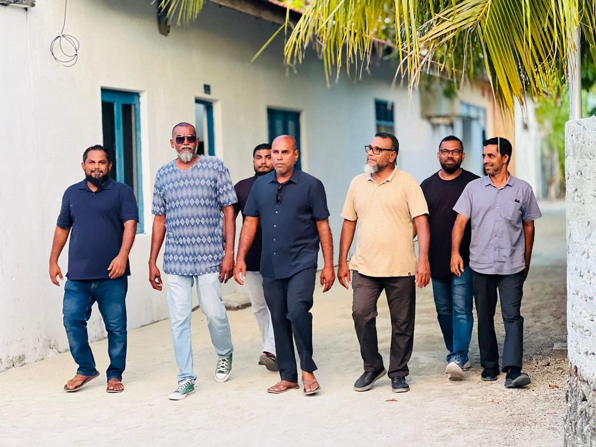 Fazeeldhaandhoo's tweet photo. 📍ގއ. ދާންދޫ
ތިޔަ ބޭފުޅުންގެ ވޯޓަކީ ދާއިރާގެ ކުރިމަގަށް ދެވޭ ވޯޓެއް
މިކަލެ ފަޟީލް ✔️
ދާންދޫ ޑޯޓުޑޯ
18-04-24
#mohamedfazeel2024
#mikalefazeel
#ppmpncprimary
#fazeel2024
#muizzuspeed
#dhaandhoodhaairaa
@Dhaandhoo290762 https://t.co/oUfJf6Gzyw