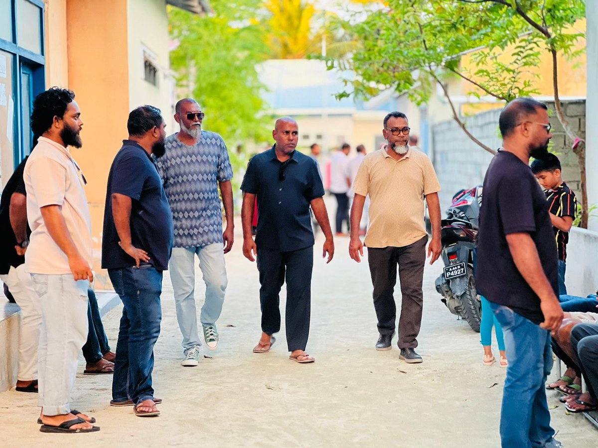 Fazeeldhaandhoo's tweet photo. 📍ގއ. ދާންދޫ
ތިޔަ ބޭފުޅުންގެ ވޯޓަކީ ދާއިރާގެ ކުރިމަގަށް ދެވޭ ވޯޓެއް
މިކަލެ ފަޟީލް ✔️
ދާންދޫ ޑޯޓުޑޯ
18-04-24
#mohamedfazeel2024
#mikalefazeel
#ppmpncprimary
#fazeel2024
#muizzuspeed
#dhaandhoodhaairaa
@Dhaandhoo290762 https://t.co/oUfJf6Gzyw