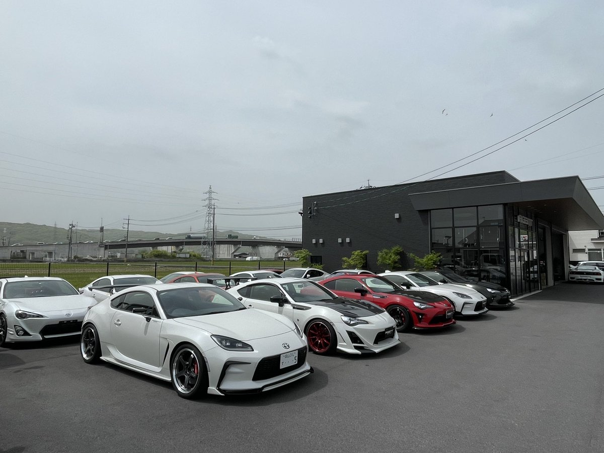 AutoDealerAGENT's tweet photo. 約2年間お休みしていたメディア活動を再開しました‼️
レブスピードのショップガイドからスタートです✨
初の動画撮影で緊張してまともに喋れませんでした😫
上手く編集してください🙏💦
#レブスピード
#86BRZ好きな人と繋がりたい https://t.co/ZlPNw3LNhM