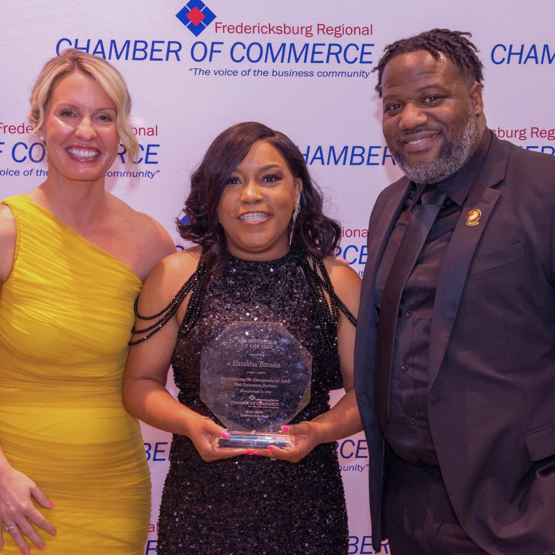 maternstaffing's tweet photo. The Monte Carlo themed gala organized by the @fxbgchamber was a fabulous night of celebration, community, and cutting a rug! Congratulations to all the award winners and thank you to the Chamber for planning and executing such an amazing night! https://t.co/AyaodZJCtO