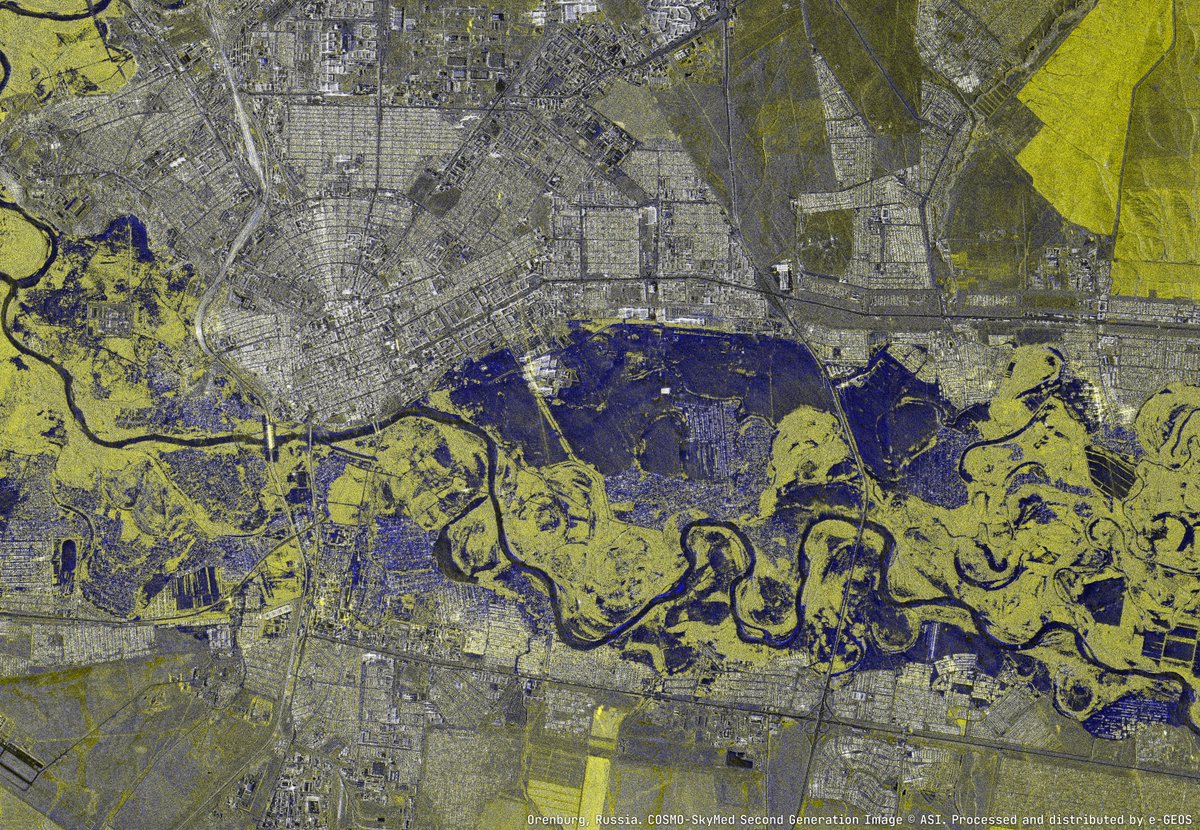 Between 12-13 April, a #flood hit #Orenburg, between #Russia and #Kazakhstan. Through #COSMO_SkyMed it has been possible to assess the #flooding extent: blue areas are affected. 📷 Orenburg, Russia. COSMO-SkyMed Second Generation Image © ASI. Processed and distributed by e-GEOS