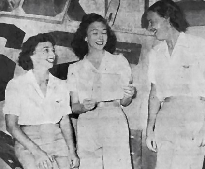 #WASP Class 43-W-4
Frances Rohrer Sargent
(24 Jul 1919–27 Dec 2013)
Gwendolyne Cowart Hickerson
(24 Apr 1920–25 Feb 2003)
Ruby Mullins Mensching
(1918-16 Oct 1976)
@WomenInAviation @WomenMilAv8rs @WomenAtWar2 @WomenOfAviation @FlyingIsFemale #womenpilots #FlyGirls @WomenintheAir