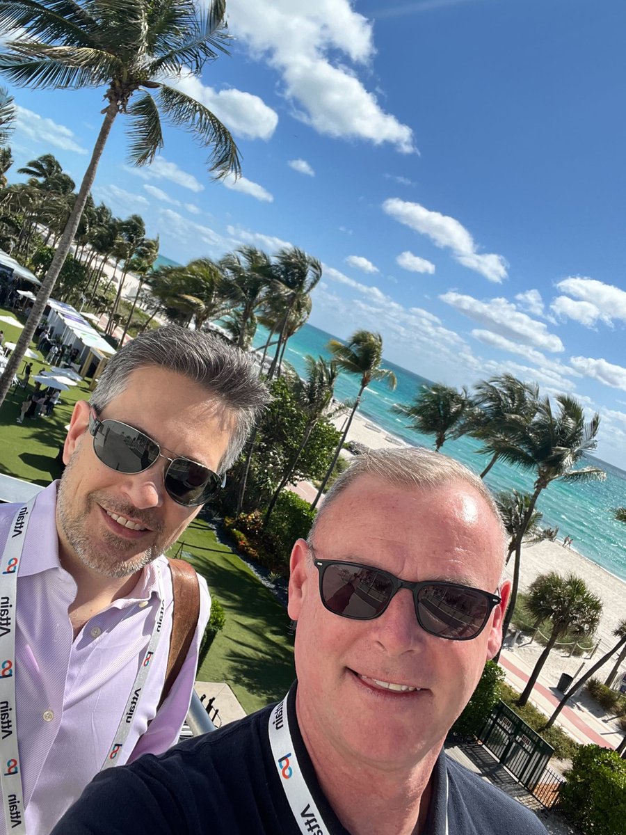 VideoElephant's tweet photo. And that's a wrap! VideoElephant #teammiami POSSIBLE & #teamvegas NAB. An amazing conference was had by all - seeing friends old and new. More to come as we soak up all of the insights and connections. #video #videostrategy #letsgofast #fast #ctv #nab #possible https://t.co/qhMcuTaVEe
