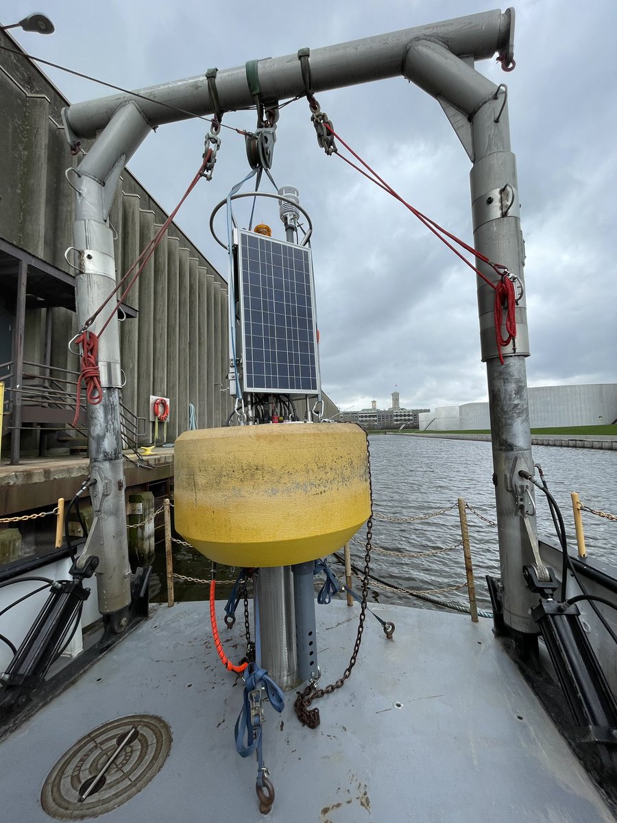 Jessie Grow (@j_worg) on Twitter photo Atwater buoy is locked and loaded - ready for launch! 💚
<a href="/waterscienceUWM/">UWM School of Freshwater Sciences</a>
<a href="/RealGLOS/">Great Lakes Observing System (GLOS)</a> Atwater buoy is locked and loaded - ready for launch! 💚
<a href="/waterscienceUWM/">UWM School of Freshwater Sciences</a>
<a href="/RealGLOS/">Great Lakes Observing System (GLOS)</a>