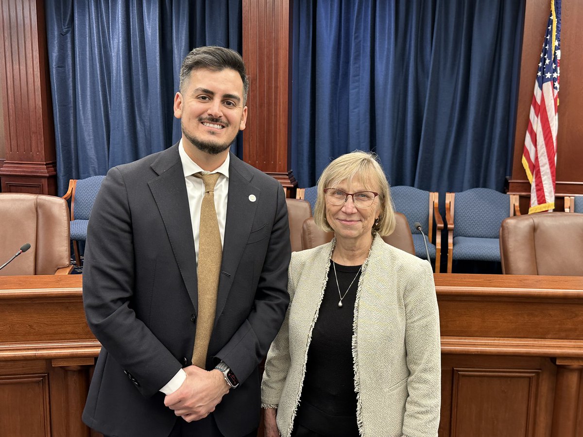 LibraryL's tweet photo. Tuesday was beautiful day for #MILibraryDay. @michiganmasl members spoke with legislators &amp; @westmaplemedia &amp; I testified at Senate Ed hearing for #LibraryInEverySchool bills. Thank you @darrincamilleri @rosemarybayer for sponsoring &amp; @SenPolehanki for scheduling the hearing. https://t.co/4R5RJyYcXc