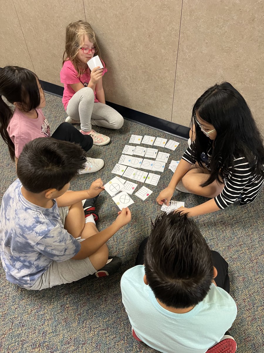 lisaporito's tweet photo. We love our student council members who help reinforce math skills! ⁦@MinshewColts1⁩ ♥️🐴 #myMISD #EveryStudentEveryDay https://t.co/88lariAMsI