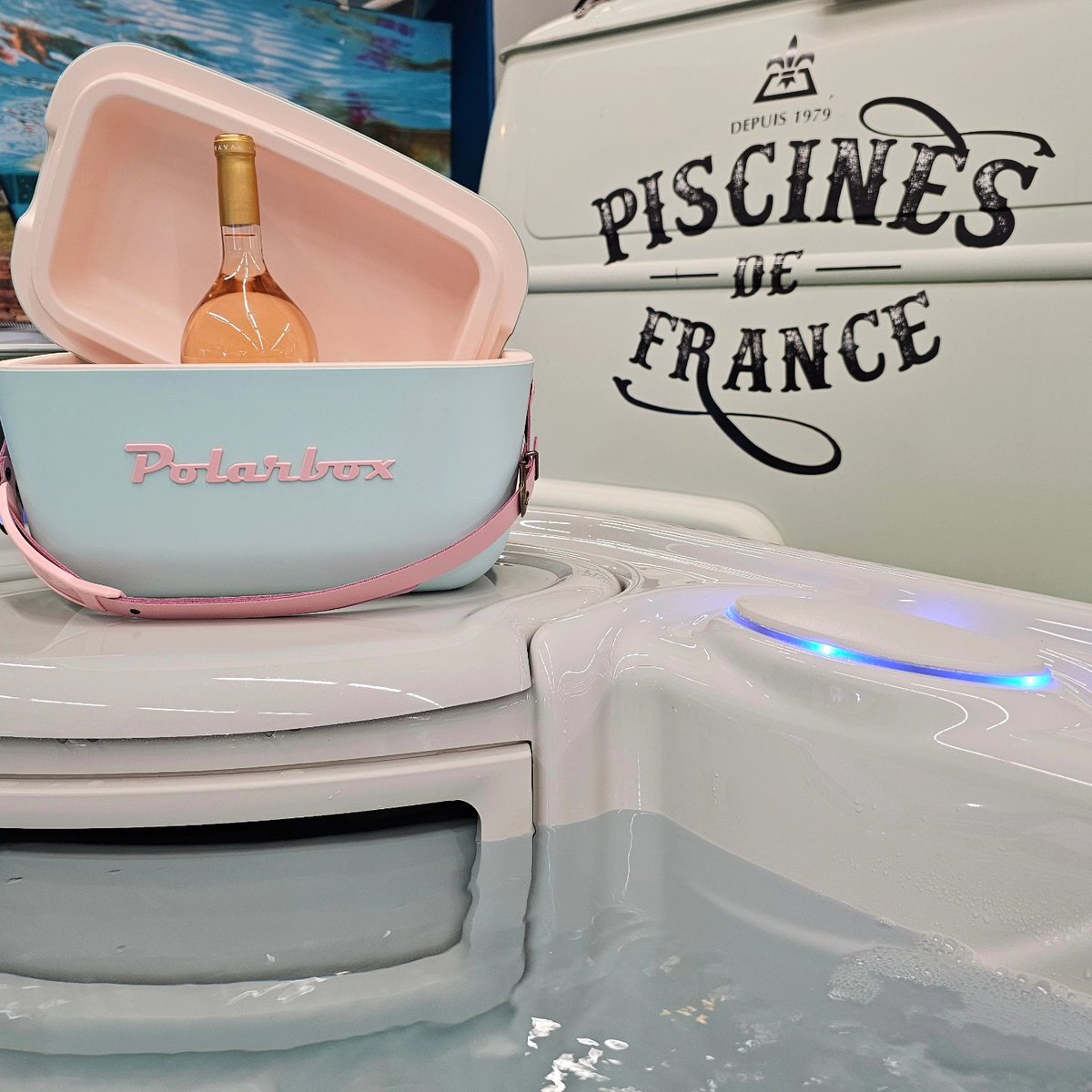 Nouvelle occasion de resortir notre #estafette <a href="/Piscines2France/">Piscines De France</a>
Pour vos projets de renovations, piscines, spas et saunas 😎🌞

#PiscinesdeFranceAngers🤽‍♀️
#endlesspoolsangers 🏊‍♀️
#HotSpringSpasAngers 
#PolarBox 

<a href="/angersevents/">Ancien compte - Destination Angers / Expo Congrès</a> NOVAXIA 160 😀