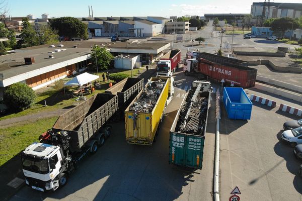 'Des créances d'une dizaine de millions d'euros' : on vous explique pourquoi des fournisseurs bloquent l'usine Ascometal à Fos-sur-Mer Notre article 👉 france3-regions.francetvinfo.fr/provence-alpes…