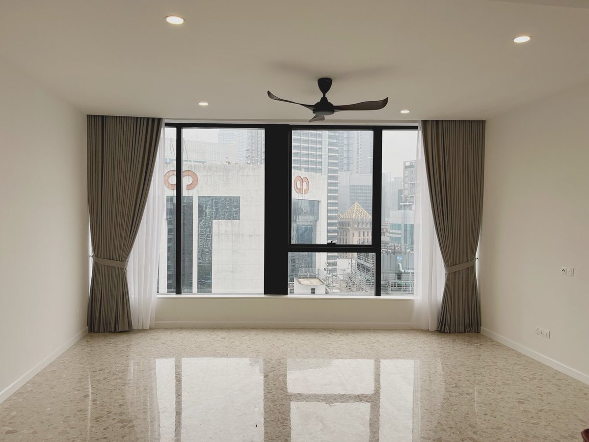 mrcurtainmy's tweet image. Transform your living room with our expert tips for solving a ceiling box with a curve shape: 1️⃣ High-quality flexi curtain track 2️⃣ Ripple fold blackout curtains 3️⃣ Double pleat sheer curtains. Achieve elegance and functionality effortlessly! 🌟 #CurtainTips #HomeDecor