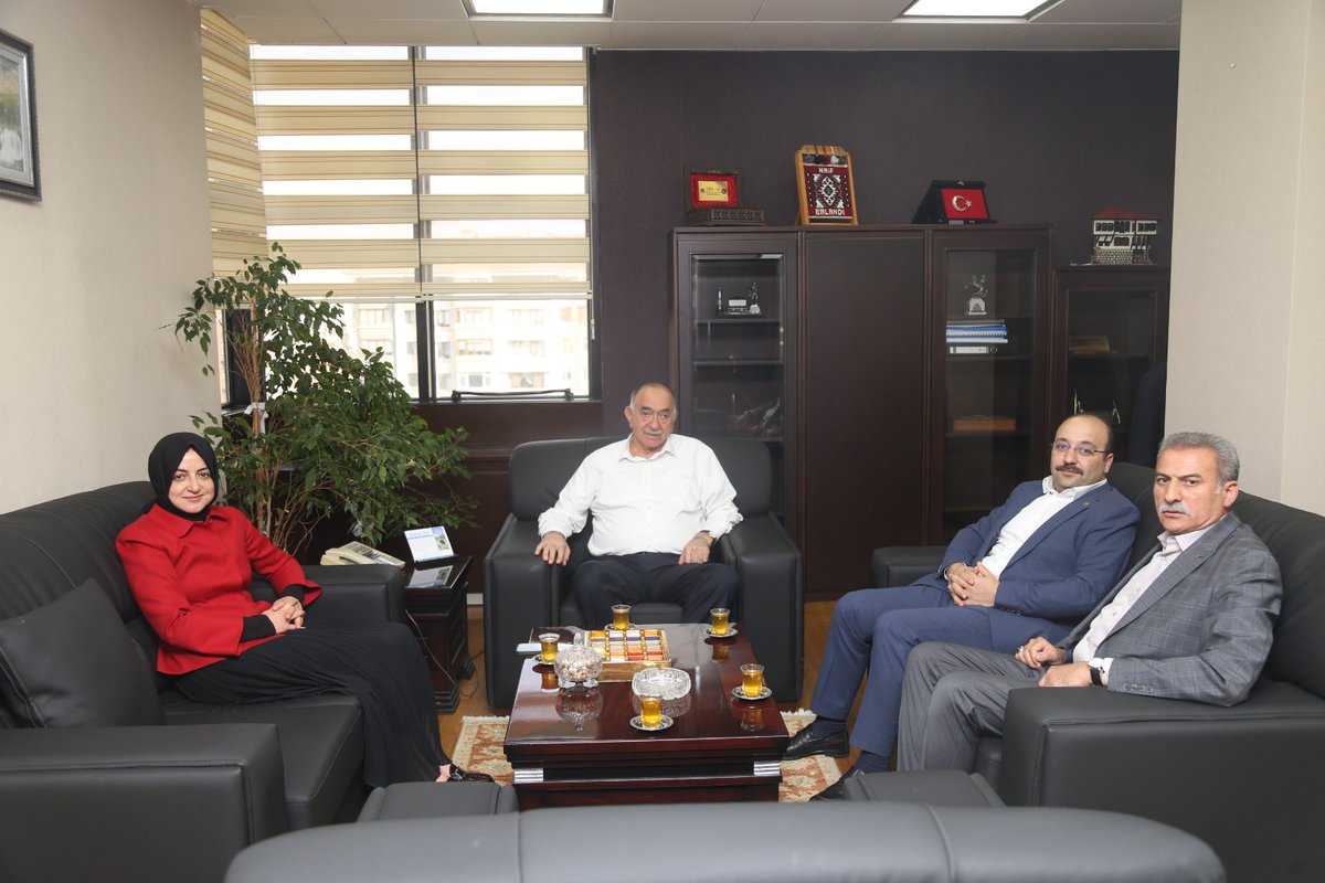 TES-İŞ Genel Başkan Yardımcısı Sn. Naif Balandı'yı makamında ziyaret ettik. Misafirperverlikleri için teşekkür ederim.
