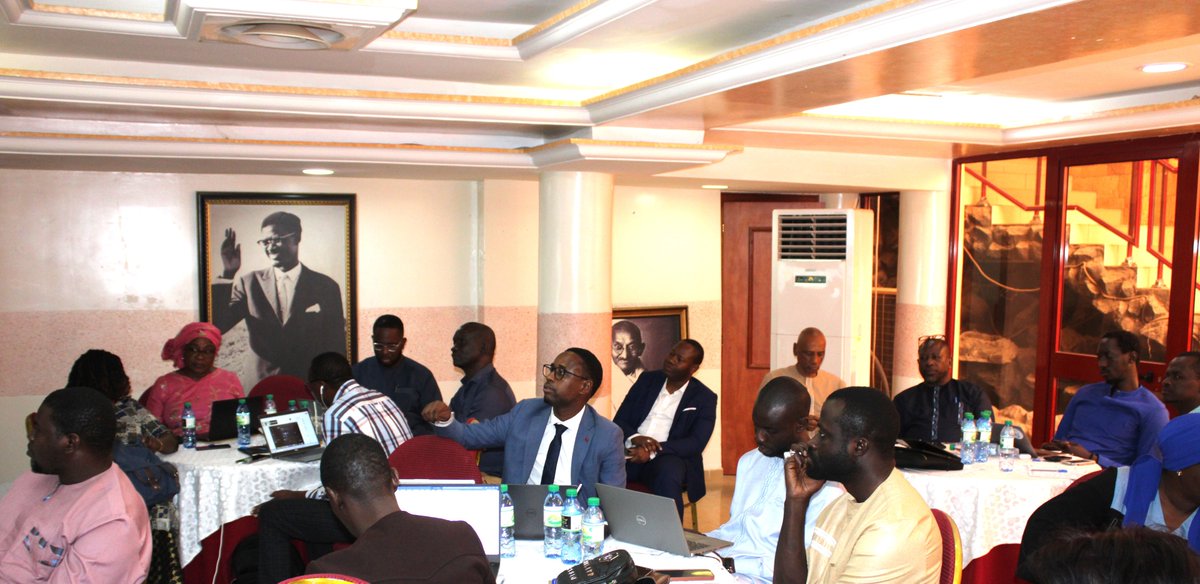 PNUDSenegal's tweet photo. Partenaires et Staffs du PNUD au #Sénégal (BP &amp; Hub régional) ont suivi une formation de trois jours sur l'Approche #HACT (Approche Harmonisée de Transfert d’Espèces) pour améliorer la qualité des services offerts aux institutions &amp; populations.
#ODD
#HACT
@UNDPAfrica
@UNDPWACA https://t.co/BWYjEzHRgA