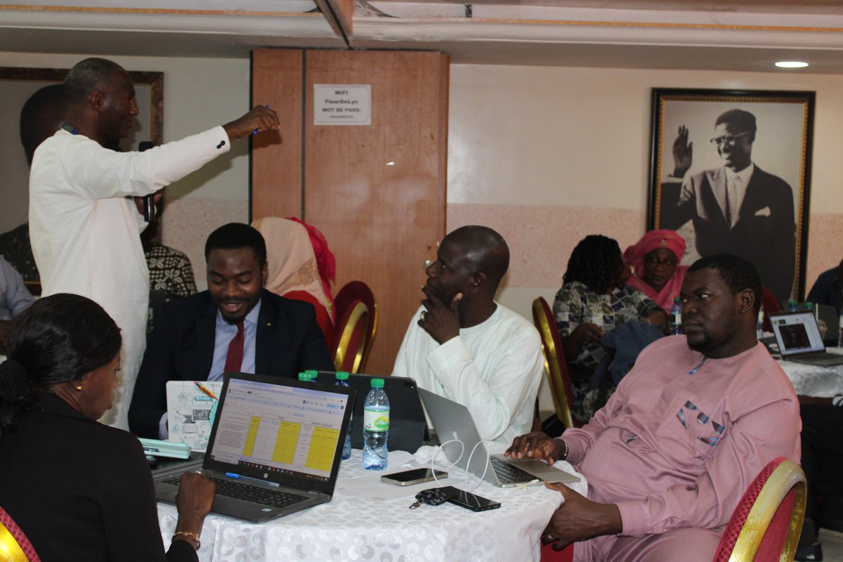 PNUDSenegal's tweet photo. Partenaires et Staffs du PNUD au #Sénégal (BP &amp; Hub régional) ont suivi une formation de trois jours sur l'Approche #HACT (Approche Harmonisée de Transfert d’Espèces) pour améliorer la qualité des services offerts aux institutions &amp; populations.
#ODD
#HACT
@UNDPAfrica
@UNDPWACA https://t.co/BWYjEzHRgA