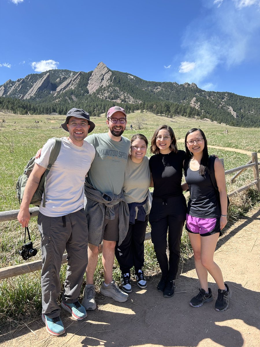 What a grand way to celebrate the ending of our 4y journey together <a href="/UNCneurology/">UNC Neurology</a>  🧗🏻‍♀️

#Almost_Neurologists 🧠🧩
#AANAM <a href="/AANmember/">American Academy of Neurology</a> #NeuroTwitter