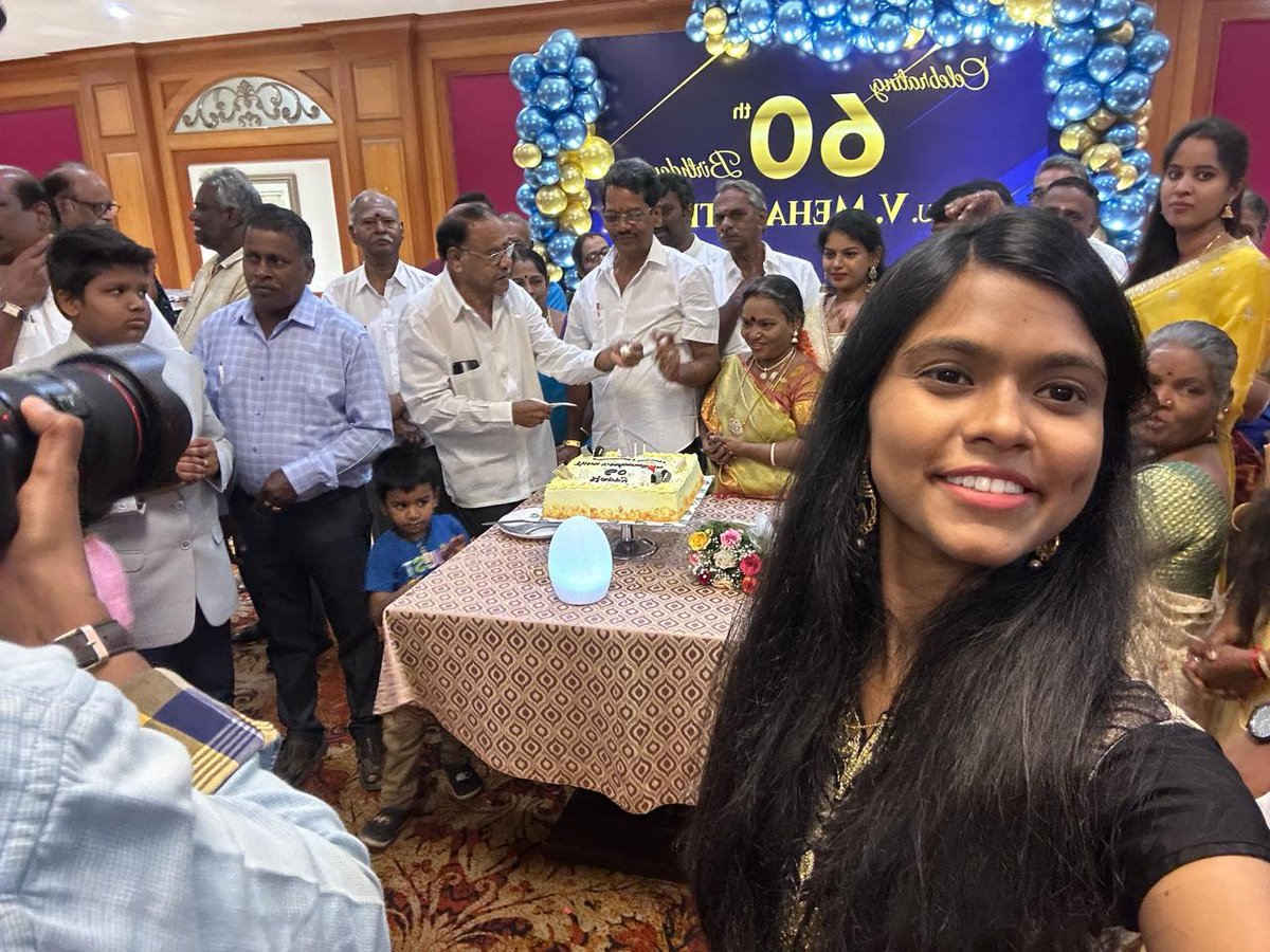 Hosted 60th birthday party at #accord🎤✨

To book me for your events DM or WhatsApp me on +91-9962796320

#emceeseerin #eventmc #emeceeinchennai #chennaieventemcees #femaleemcee #entertainers #60thbirthday #kidsgames #engagement #funfilled #bdayemcee