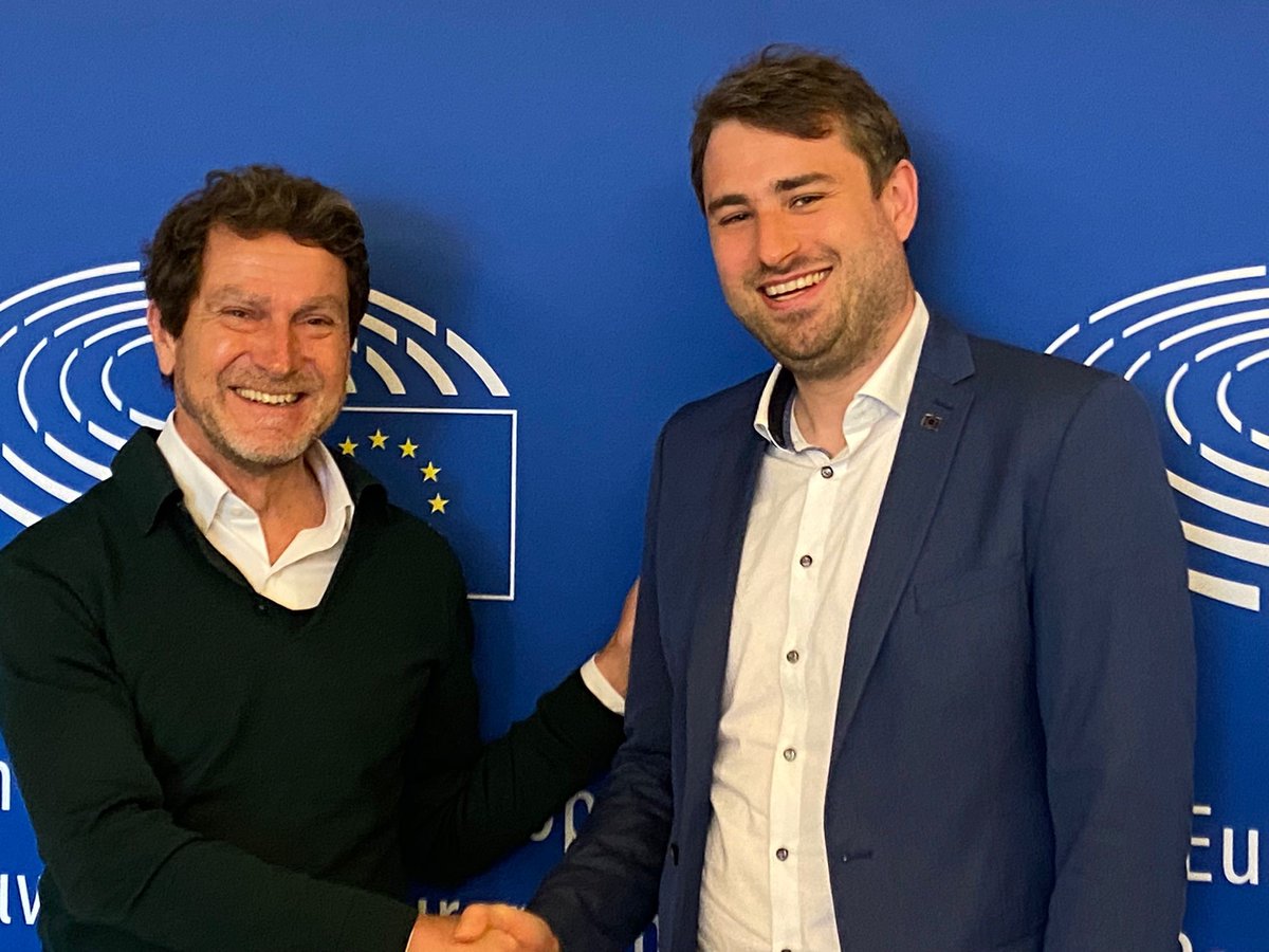 Very pleased to meet with MEP Niels Geuking today. It's great to see how ending #childpoverty in the EU & expanding the European Child Guarantee features high on the priority list for the next policy cycle. We agree that the #EUelections2024 must deliver for children.