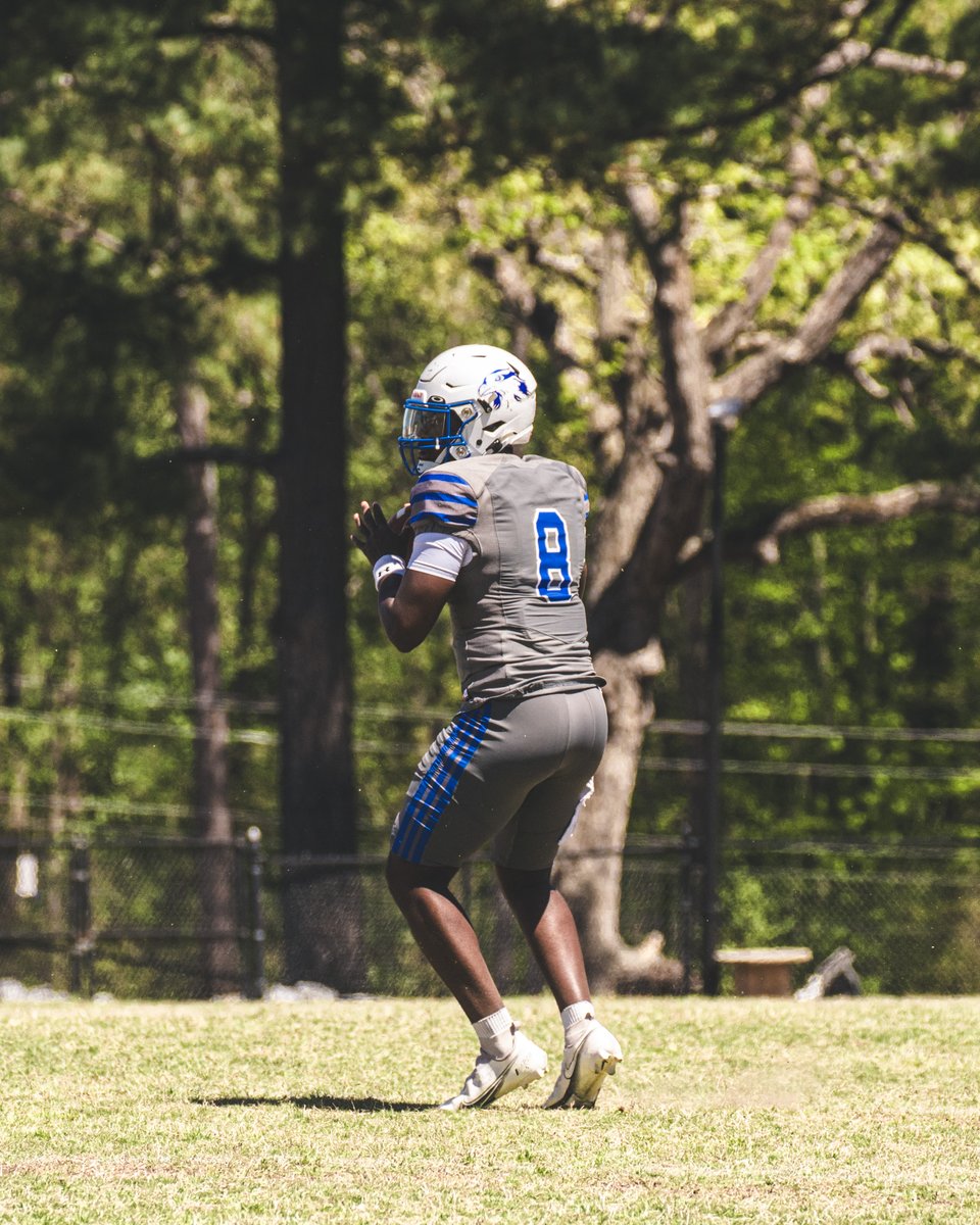 KhariRennie's tweet photo. Spring Game✅ Pic's 📸 💪🏾🏈🖤💯
Philippians 4:13⛪️🙏🏾
#GodOverEverything #GodFamilyFootball #KR8
#SpringGame2024 #BoroBuilt #CU #AGTG https://t.co/C5GIMN8hDv