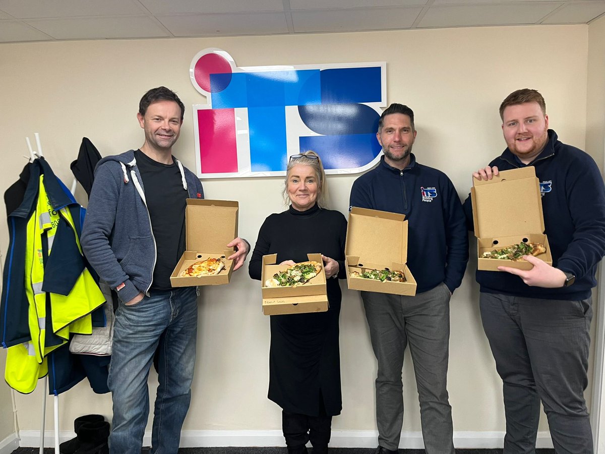 🍕Pizza lunch to celebrate a great week! Well done to the team who placed 15 new jobs in Hereford. Thanks for your hard work! Looking for your next role? Get in touch today! T: 01432 808500 E: itshereford@itsconstruction.co.uk #hereford #herefordJobs #ConstructionRecruitment