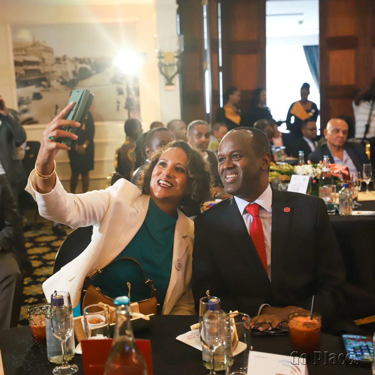 goplacesdigital's tweet photo. Light moments at @sarova_hotels as they mark 50 solid years of excellence in the hospitality sector🙌
Swipe to see some personality in attendance 
#Sarovaat50 #SarovaHotels #TheExchangeBar #TheSarovaExperience #SarovaStanley #GoPlaces #GoPlacesDigital #MarketingGurus https://t.co/qJhPfHCF85
