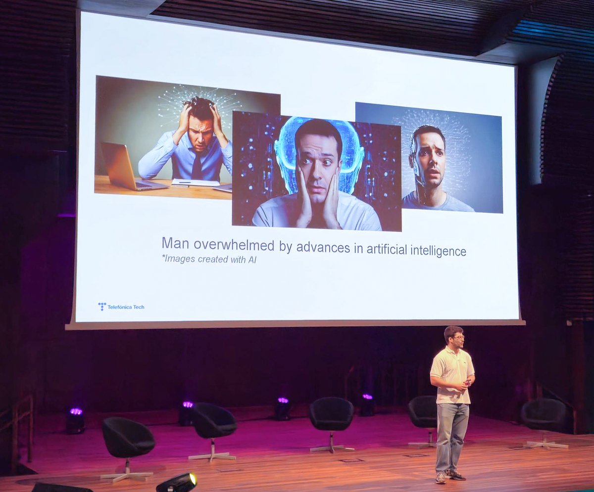 TelefonicaTech's tweet photo. Durante el #AITechSummit hemos liderado junto a @IBM_ES la ponencia "#IA aplicada a entornos empresariales en 2024". 💼
¿Con quién hemos contado? ⬇
🔵 Manuel De Luna Amat, Data Scientist en Telefónica Tech.
🔵 Jose Ventura Martínez, IBM Data & AI Sales Territory Leader. https://t.co/oxZ31mlI3g