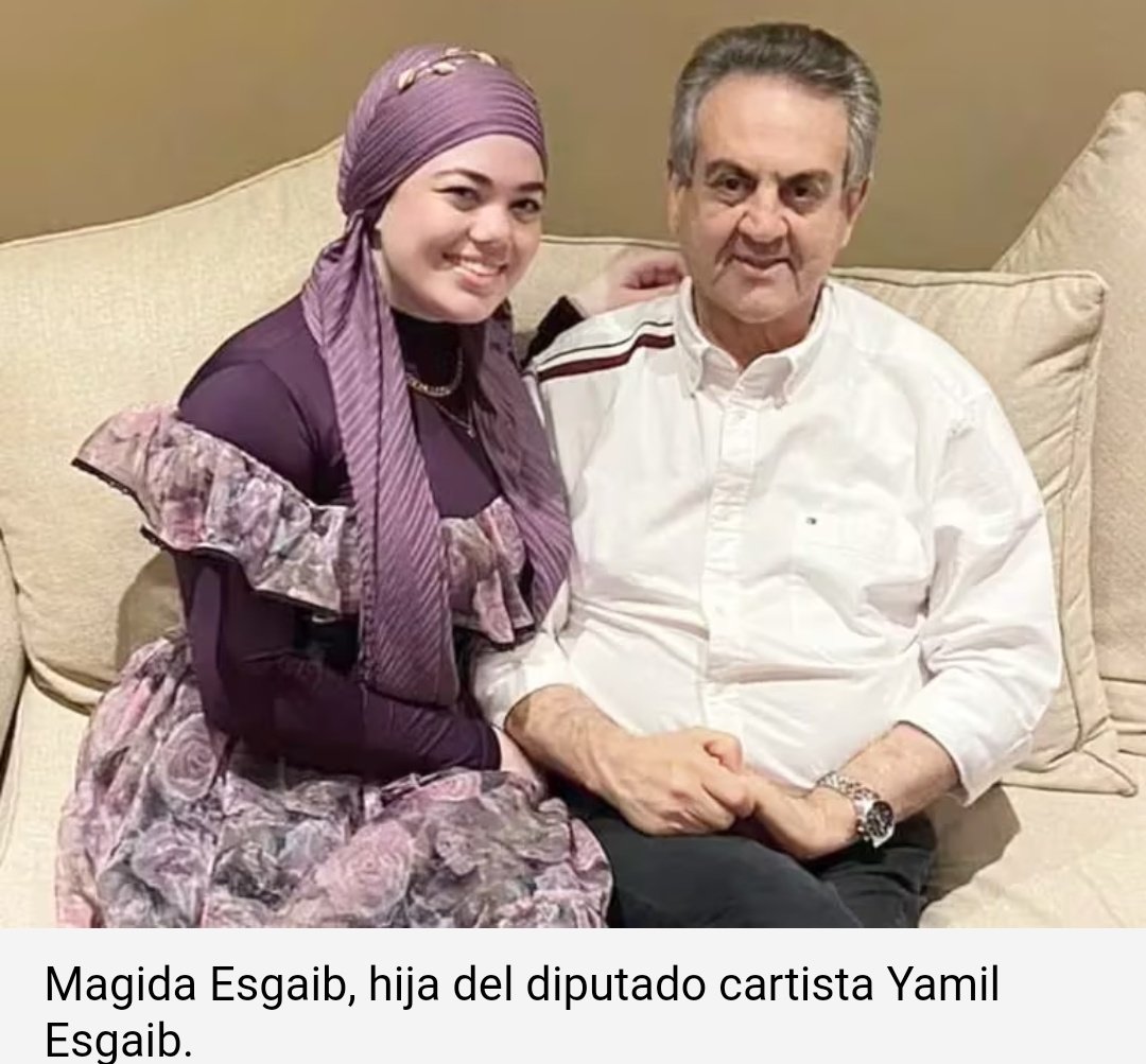 patriciavargasq's tweet photo. El Dip. Yamil Esgaib trató de "akãne y de tavy kaká" a estudiantes de la UNA pero su hija Magida Esgaib, acaba de ser nombrada funcionaria de Cancillería en Londres🇬🇧, donde cobra salario de G. 22 millones, sin título universitario, según #ABC. https://t.co/9PjvTapI2c