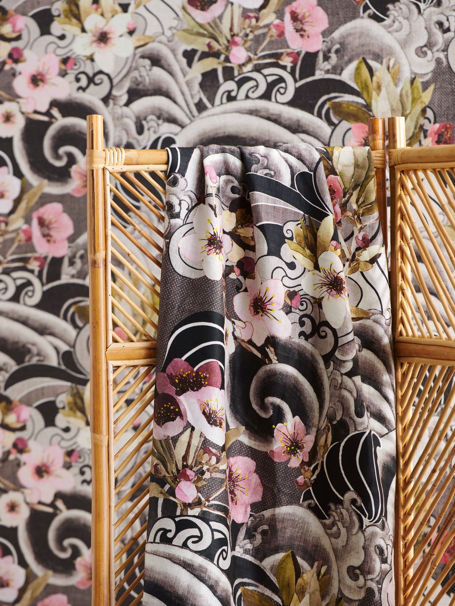 The fabrics, trimmings, and wallcoverings in East West are a small reminder to celebrate beauty, along with the movements and migrations that unite us.
#designersgallery #sharris #eastwest #decorating #decor #interiordecorator #fabric #textiles #wallcovering  #torontodesign