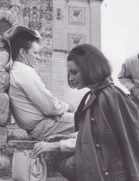 Richard Burton and Elizabeth Taylor in Mexico, where they had a home at Puerto Vallarta.