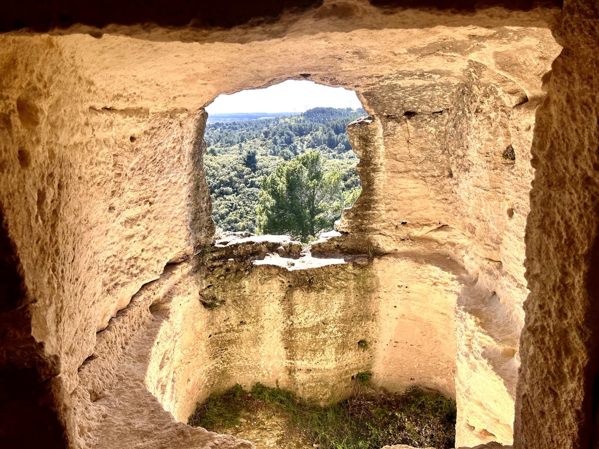 A #Beaucaire, l'Abbaye de Saint-Roman 🌞