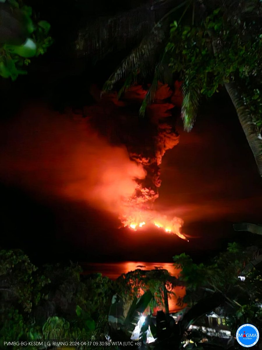 ALERT 🚨: On Apr. 16, Indonesia’s Ruang Volcano erupted, with intensified eruptions on Apr. 17 resulting in a ~40,000 ft ash plume. Our @USAID disaster experts in Asia & DC are monitoring & stand ready to respond if requested. 📷 @PVMBG_