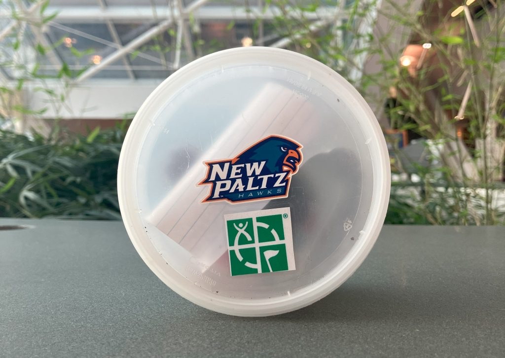 NEW! A Geocaching scavenger hunt from the Sustainability Ambassadors! Find 10 hidden geocaches on campus! #geocaching #sunynewpaltz READ MORE: sites.newpaltz.edu/news/2024/04/g… GEOCACHING APP: geocaching.com/play/mobile