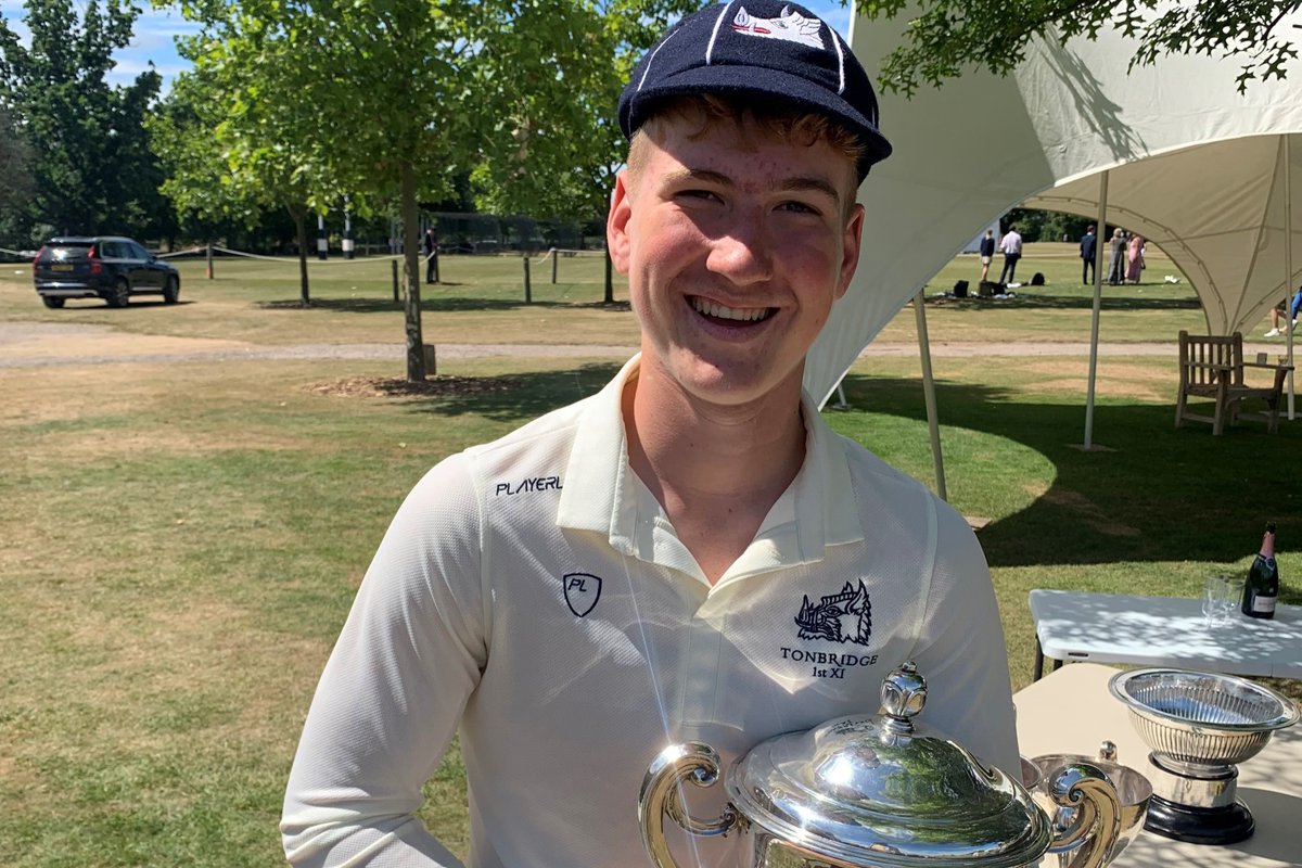 Former Tonbridge student Ollie Sykes (HS 18-23) has been named the Wisden Schools Cricketer of the Year. <a href="/WisdenCricket/">Wisden</a> 

Read more - tonbridge-school.co.uk/about/news/pos…