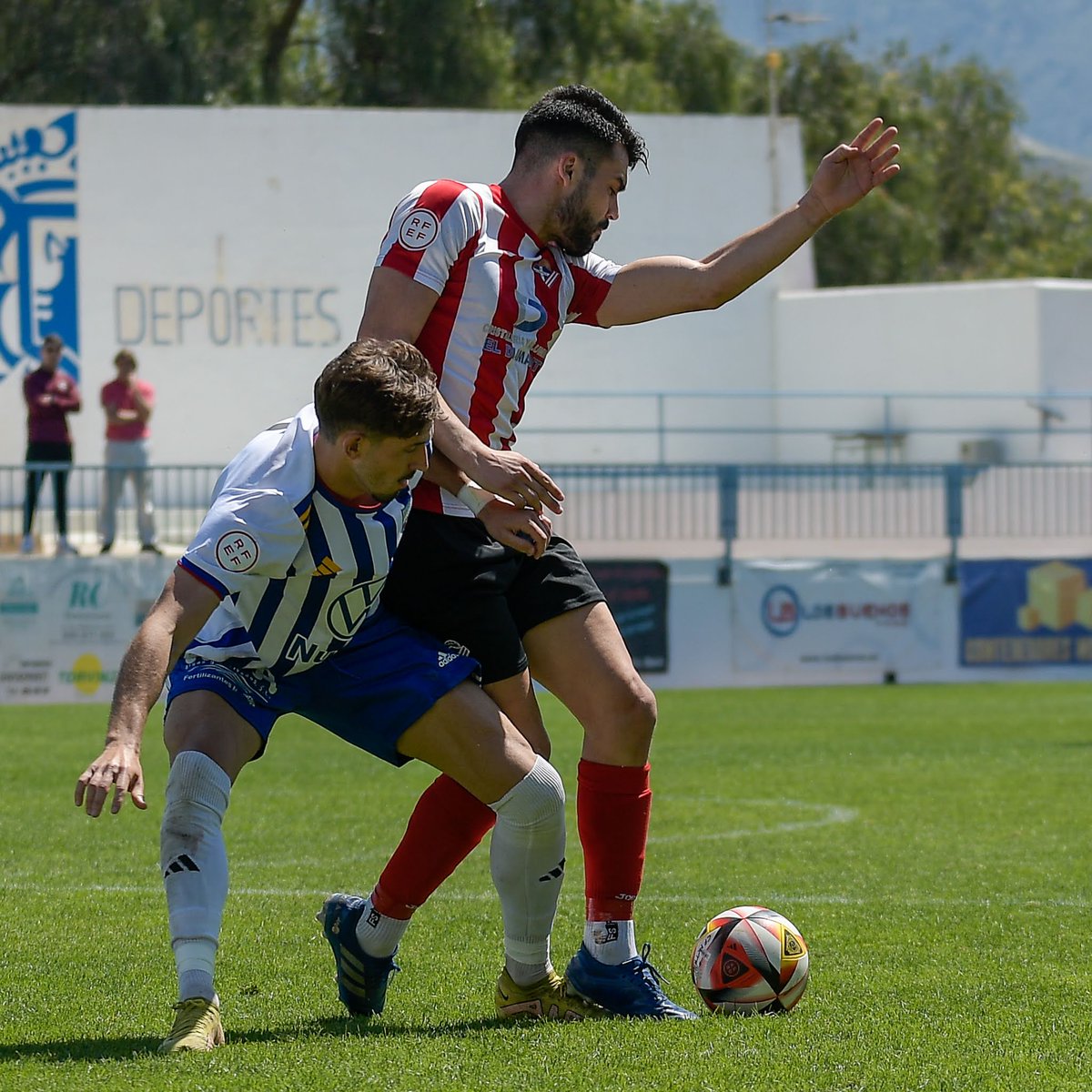 modelobato7's tweet photo. He vuelto a caer…
Satisfecho porque me dejé todo lo que tenía cada vez que pisaba el terreno de juego. Incluso cuando estaba roto intenté seguir por mi equipo, el club y la afición. 
Ahora, tiempo para descansar y reflexionar. 
Gracias a todos por los mensajes recibidos. 🫶🏼 https://t.co/gxo145wtPl
