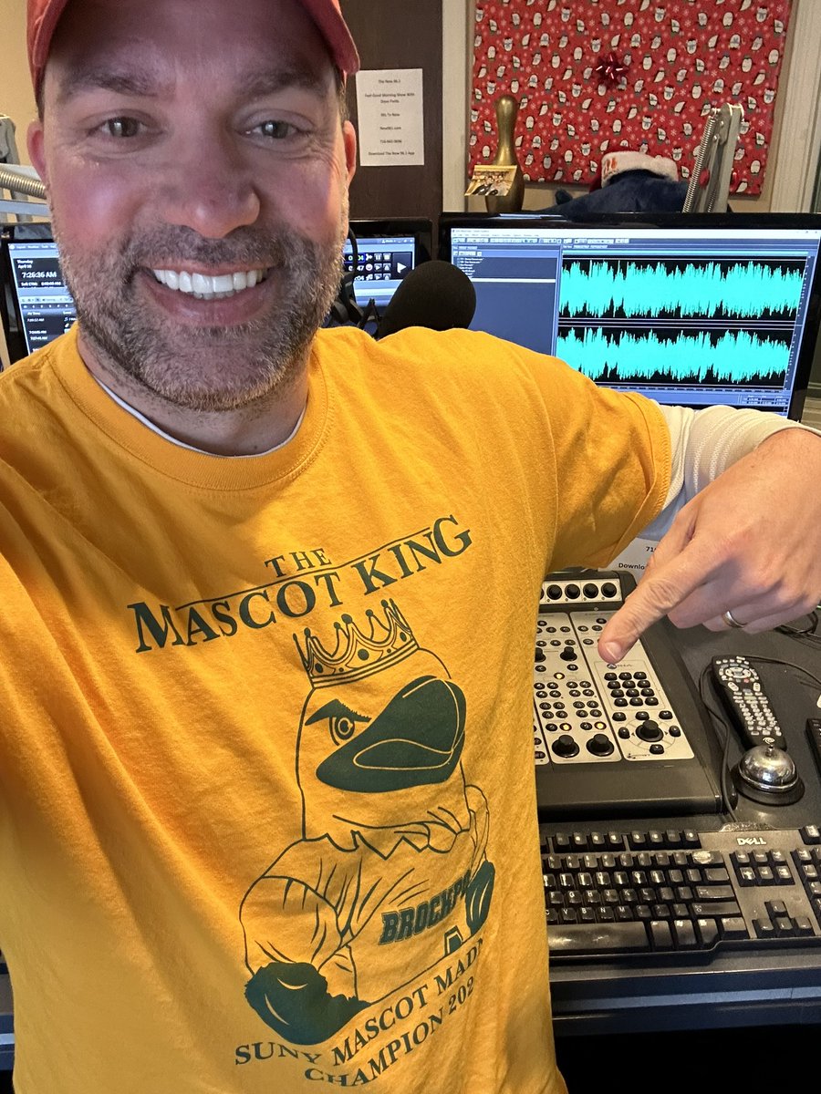 Always fun to flaunt how great @Brockport is when I am on the air! Congrats to Ellsworth for winning the @SUNY Mascot Madness contest! Thanks to the @brockportalumni for sending a shirt my way! (Take that Fredonia!)