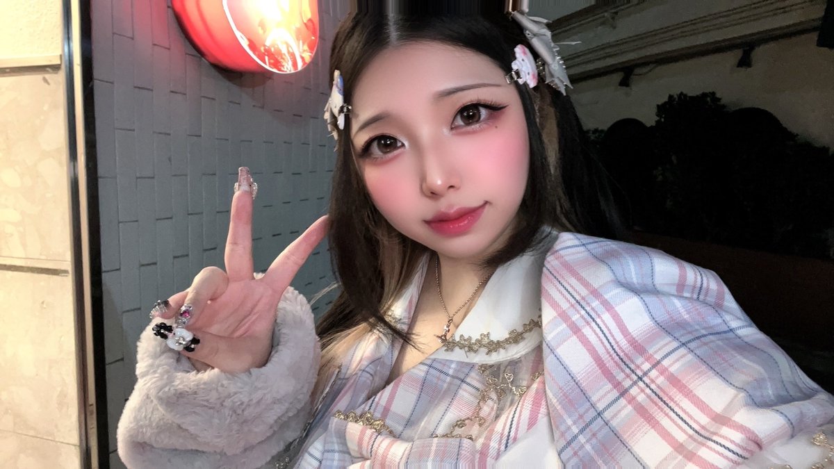 akb_flower's tweet photo. 🌷4月19日（金）Flower🌷
🌷出勤メンバー🌷

🌸ぴの@pino_FIower
🌸うに@ikuratosamon827
🌸しおん@shiontya0324
🌸かれん@Karen_Yakezake
🌸りか@flower_rikaam https://t.co/wyD6yxecZc