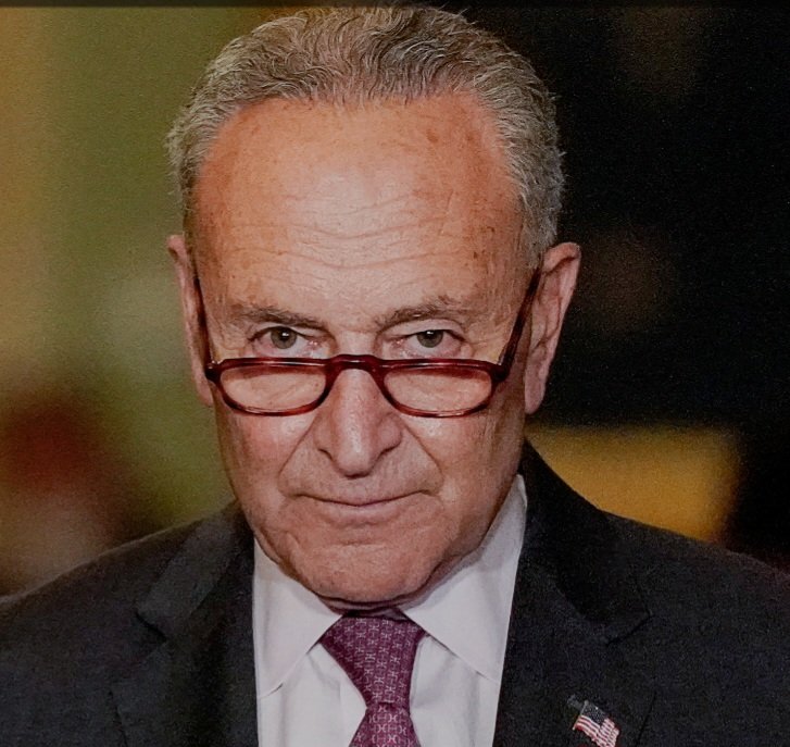 Who in the Hell does this man think he is? He betrayed the citizens of NY, allowing Illegal Aliens to flood our border. He spit in the face of his own religion, attacking Isreals leader during their time of war. He has subverted the Constitution . He has no moral compass.