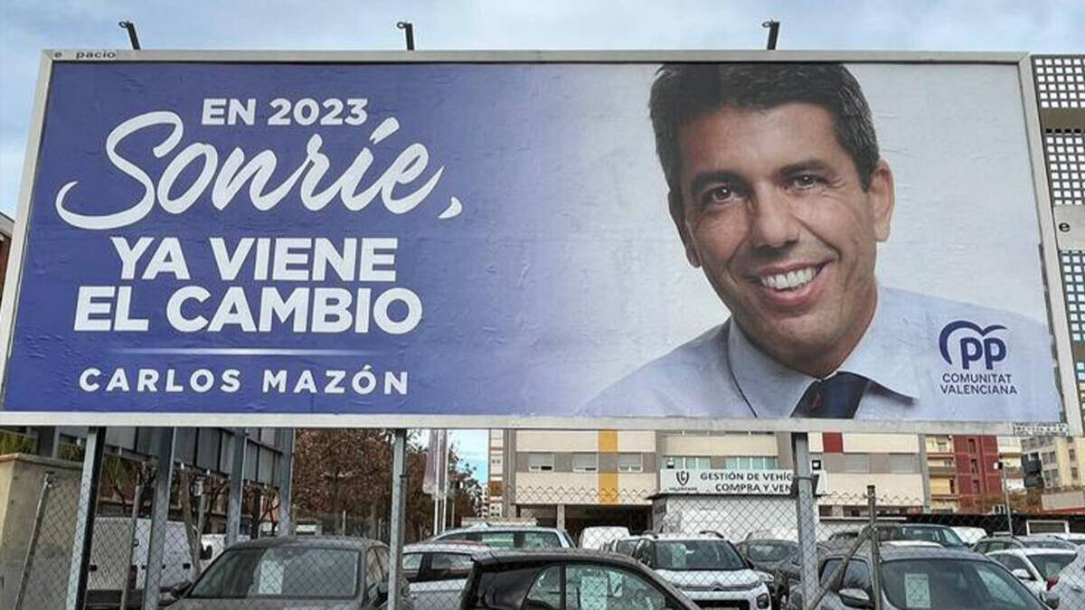 En poc + de 2 setmanes, el PP i VOX han

- Castellanitzat els Concerts de Vívers
- Retallat grups de l'EOI
- Aprovat lleis que afecten el valencià
- Censurat artistes fallers a l'hora de crear els monuments
- Menysprear els bombers i fer que es manifesten

SONRÍE, VIENE EL CAMBIO