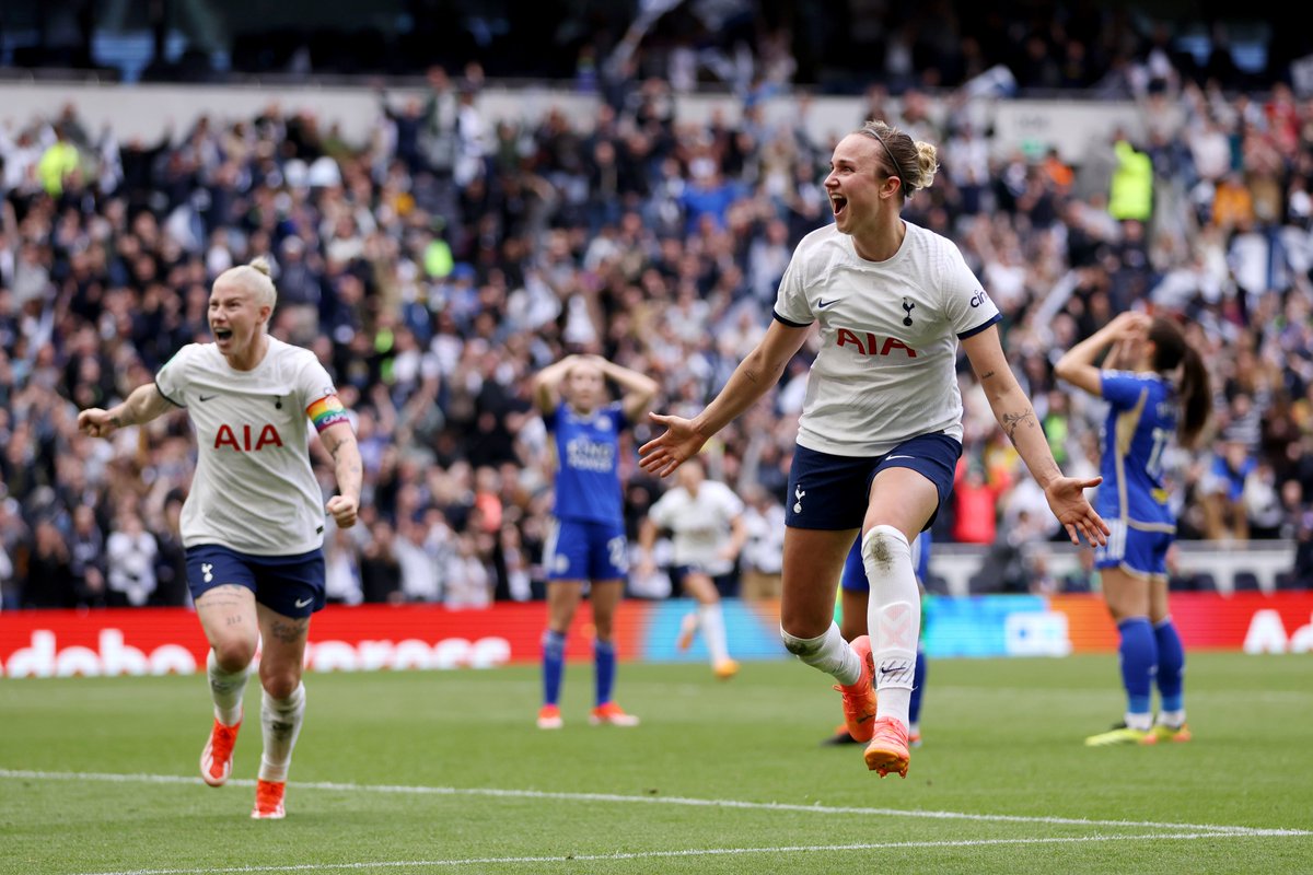 The complete switch 🔀 Former teammates Rachel Williams and Martha Thomas both scored the match-winning goals to see their current teams reach the #AdobeWomensFACup Final, but who will come out on top in May? 🤔