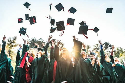 Degrees earned fall again, certificates on the rise. Fewer people are earning degrees for the second year in a row, but certificates are having a moment, according to a new report. insidehighered.com/news/students/… #edtech #ILoveEdTech #ImFutureReady #elearning #microcredentials