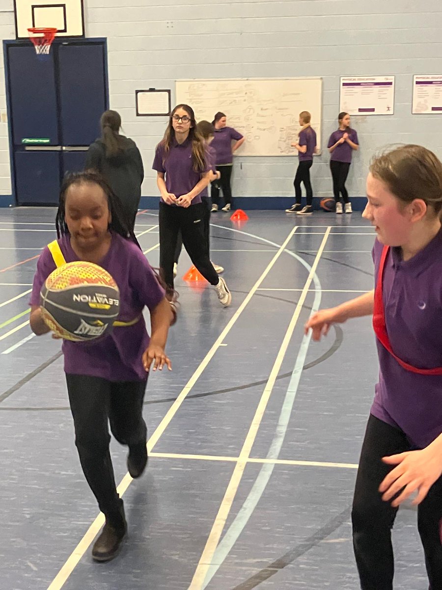 OPA_ParkHill's tweet photo. A fantastic girls sports event at OACF this week. All Y5 girls took part in a Basketball Competition hosted by the PE department and the Y9 Sports Scholars. 
#Collaboration https://t.co/7Dj6j7XWA2