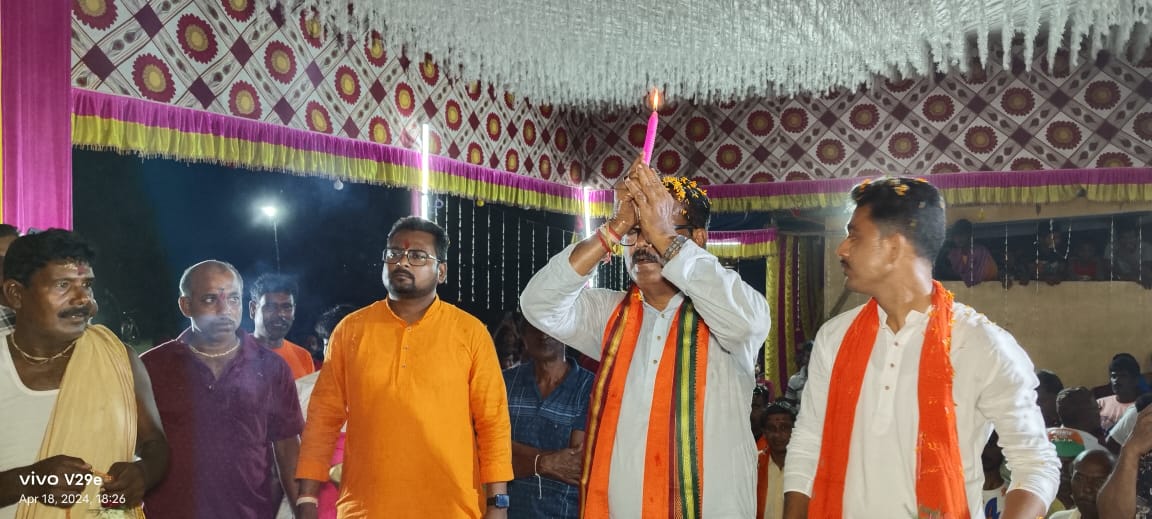 ArunPaulBJP's tweet photo. উলুবেড়িয়া দক্ষিণ বিধানসভার হীরাপুর অঞ্চলের হীরাগঞ্জ পুরাতন ঘেয়াঘাটে গঙ্গা পূজা অনুষ্ঠানে।
#joygangamata https://t.co/F1ehCc2Zwl