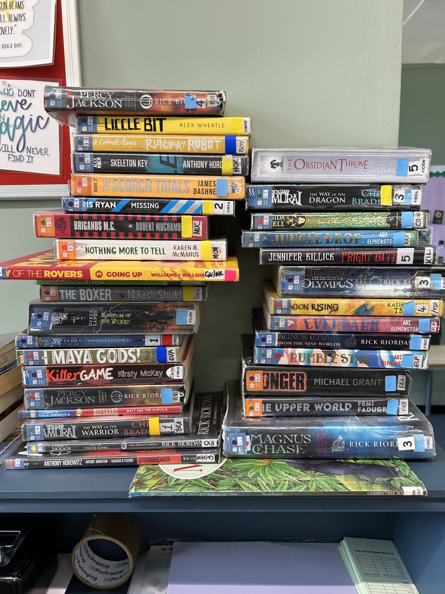 It's been a very busy week in the library, this little lot is just from this morning!  It's lovely to see the boys getting into reading and enjoying their books. #boyswhoread #readingforpleasure #schoollibrary