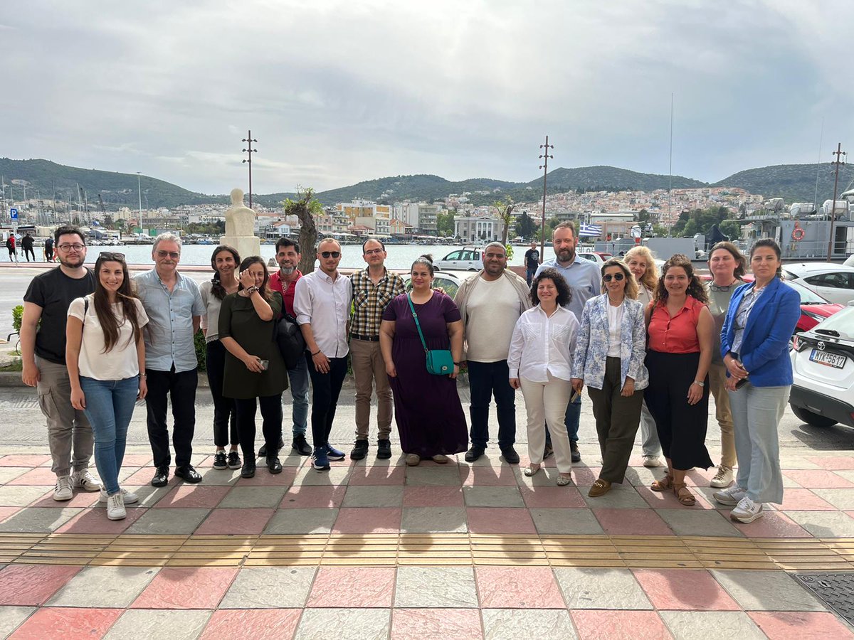 A big thanks to <a href="/caritas_hellas/">Caritas Hellas</a> and all the #Caritas organisations along the Balkan route for their indispensable work helping migrants and refugees. Needs remain high, and support for civil society organisations and people on the move should continue. 🧵