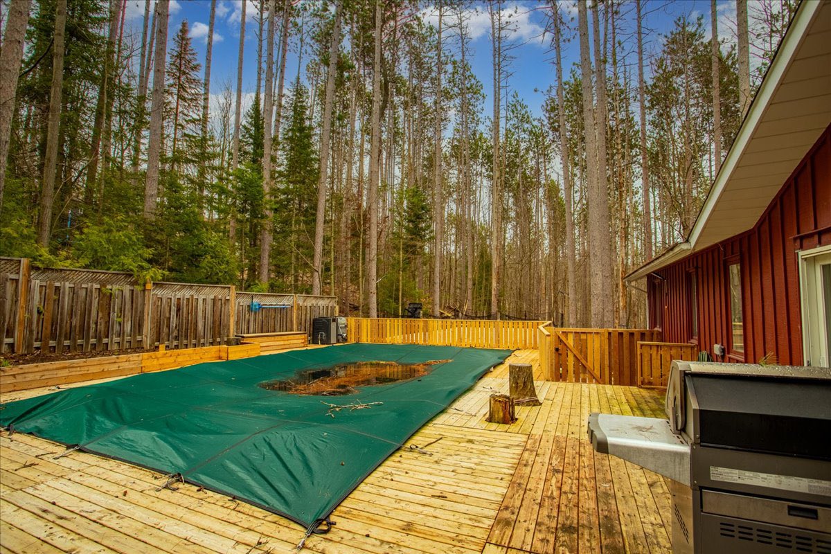 CrystalGSells's tweet image. 🚨NEW LISTING! 🚨

🔑OPEN HOUSE Saturday April 20th 1-3pm🔑

⛳️⛷️🏡 12 Pine Ridge Trail 🏡⛷️⛳️ 

MLS #40571724

Nestled in the heart of Horseshoe Valley overlooking the golf course and ski hills you'll find this sprawling raised bungalow! 

threesixtysnap.hd.pics/12-Pine-Ridge-…