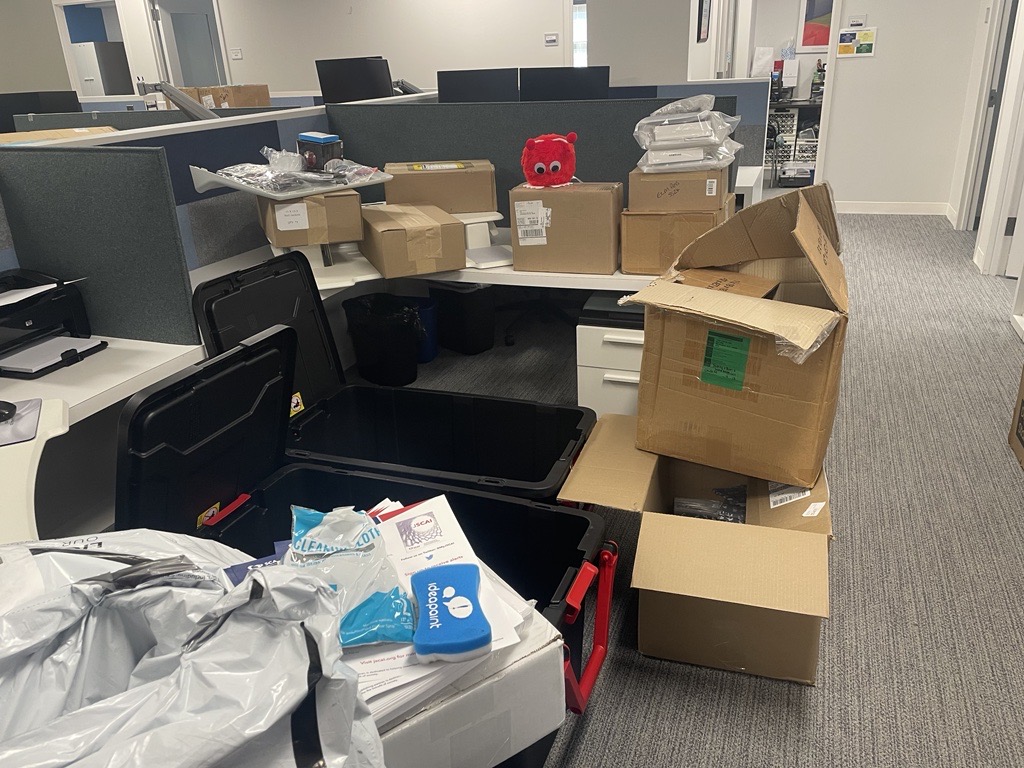 With #SCAI2024 just two weeks away, Stenty is packing up and getting ready to go! We can't wait to see everybody in Long Beach. ➡️There's still time to register if you haven't: scai.org/scai-2024-scie… #AdventuresOfStenty