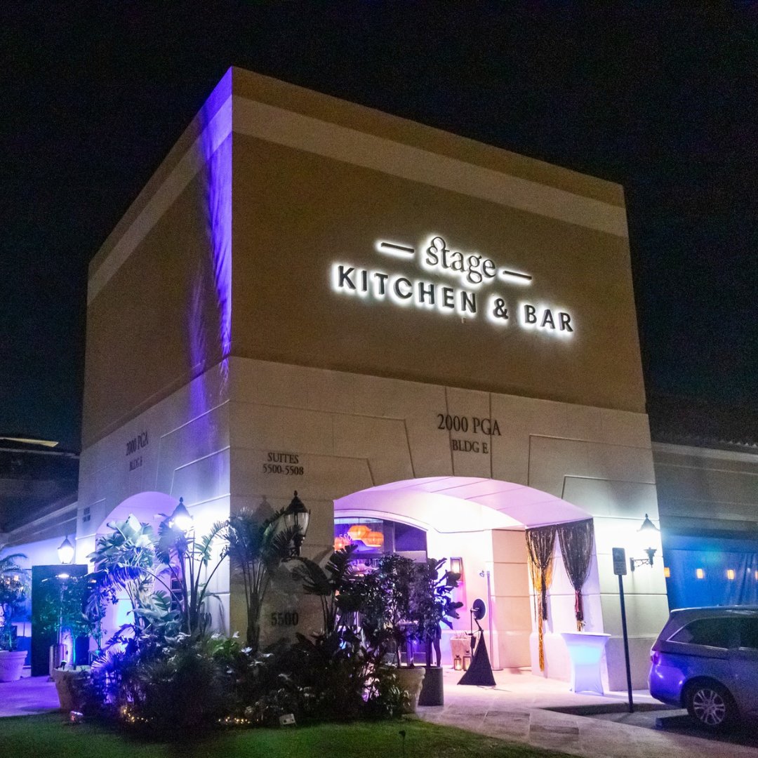 aspringofhope's tweet image. Throwing it back to our NYE Party feat. Pommery Champagne, DJ spinning hits in the Conniption Lounge Handcrafted Cocktails &amp;amp; Sommelier-Selected Wines 5-Course Dinner w/ Chef Pushkar, Entertainment by Joe Bachman &amp;amp; Friends, Balloon Drop, Dancing and so much more!