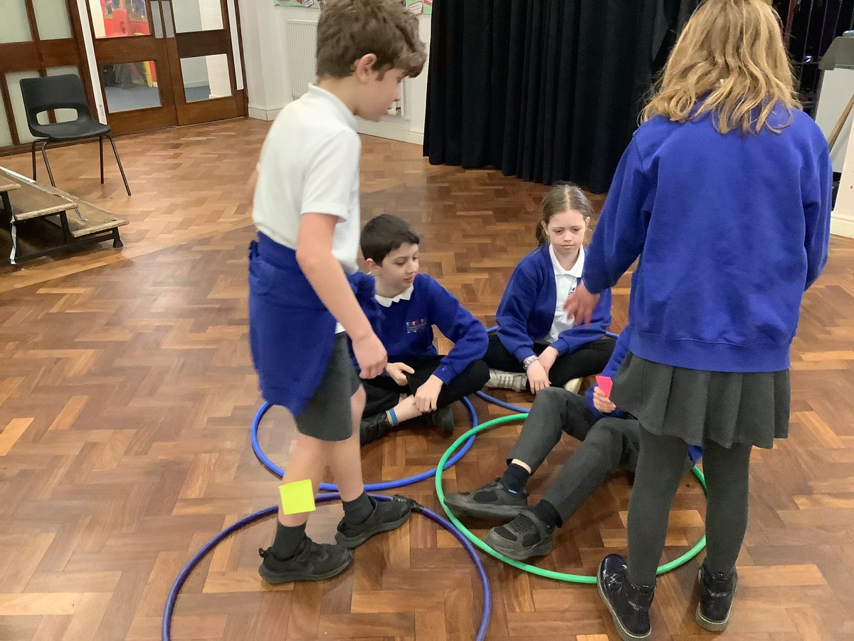 LlanFach2025's tweet photo. After a fantastic talk from our resident bee expert, Mrs Davies, we’ve had so much fun finding out about pollination and the hive through drama and science. https://t.co/FyYtF95q3g