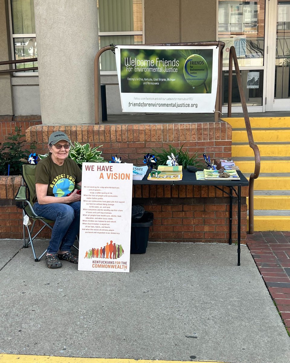 kftc's tweet photo. We’re out here y’all! From across the Commonwealth #KFTC showing up and showing out with our communities. Become a member today at https://t.co/vw4NYTi0Cm https://t.co/XEotsaxV17